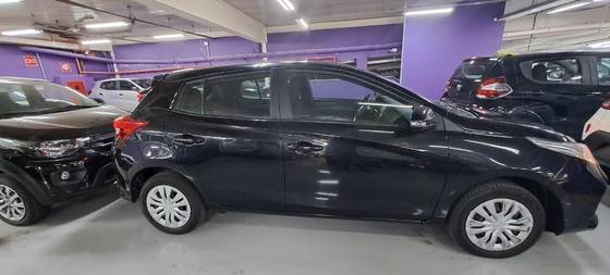 TOYOTA YARIS 1.5 16V FLEX XL MULTIDRIVE TOYOTA YARIS 1.5 16V FLEX XL MULTIDRIVE